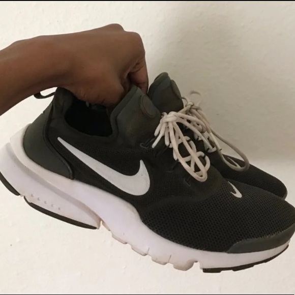 army green nike trainers